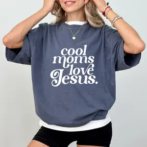 MAPTEES Cool Moms Love Jesus Comfort Colors Shirt, Christian Mom Graphic Tee, Praying Mama T-shirt, Faith Based Outfits, Religious Mom Clothing