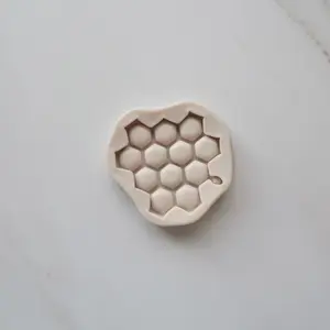 HONEYCOMB MOLD