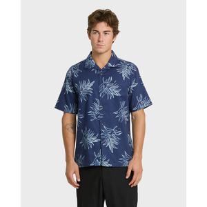Quiksilver | Island Palms Casual Short Sleeve Shirt | Regular Fit Collared | Beach Days & Casual Streetwear