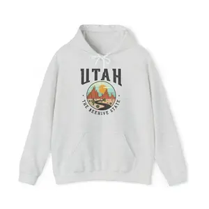Utah Desert vibes graphic dreamer Ladies boutique Utah State vacation Unisex Hoodie Hooded Sweatshirt