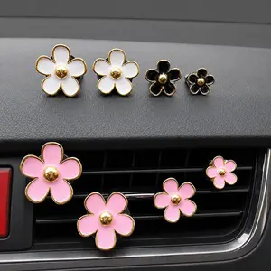 4PCS Daisy Car Vent Clip Set, Mixed or solid Color Flower Air Vent Decor, Cute Metal Car Interior Ornament, Dashboard Decoration