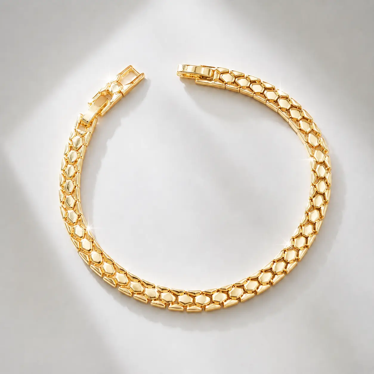 14K Gold Plated Honeycomb Link Bracelet for Women, Minimalist Geometric Chain Bracelet, Elegant Dainty Gold Jewelry, Trendy Everyday Stackable Bracelet