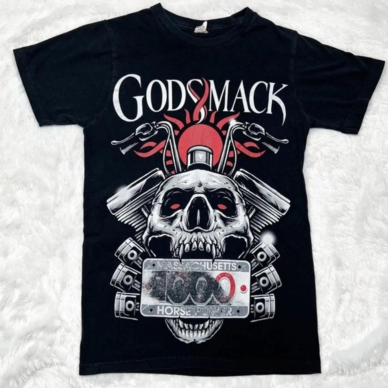 Godsmack Faceless Graphic Tee, Vintage Heavy Rock T-Shirt, Alternative Metal Fan Shirt, Retro Gift T081033