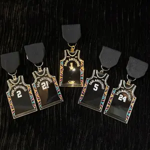 MYSTERY MEDAL PACK