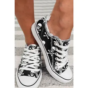 Black Skull Print Lace-up Canvas Sneakers