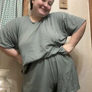 Hanes Originals 2 Piece Lounge Set Comfywear Supersoft Boxy T-shirt & Sleep Shorts Loungewear Women's Comfortable Fit Soft Stretch Fabric Breathable Hla202