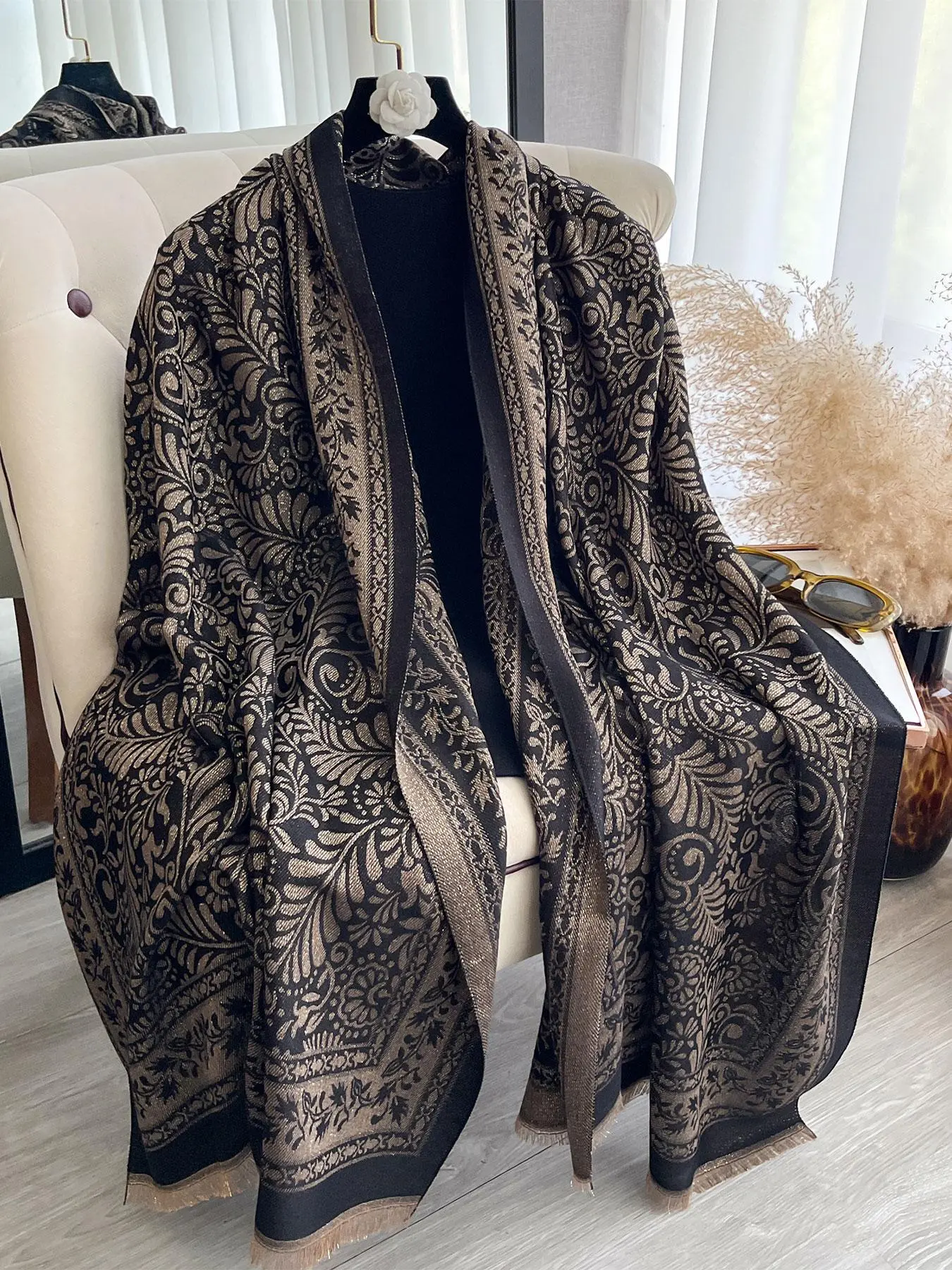 Plus Size Soft Comfortable Tribal Pattern Shawl, Elegant Thin Boho Style Scarf for Fall and Winter, Women's Casual Accessories, Fashion Shawl Wrap