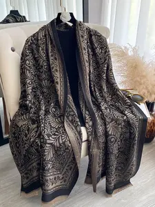 Plus Size Soft Comfortable Tribal Pattern Shawl, Elegant Thin Scarf for Fall and Winter, Women's Casual Accessories