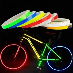 Bicycle Self Luminous Reflective Sticker, 1 Roll Bicycle Wheel & Body Sticker, Colorful Luminous Bicycle Sticker for Road Bike, Mountain Bike, Motorcycle