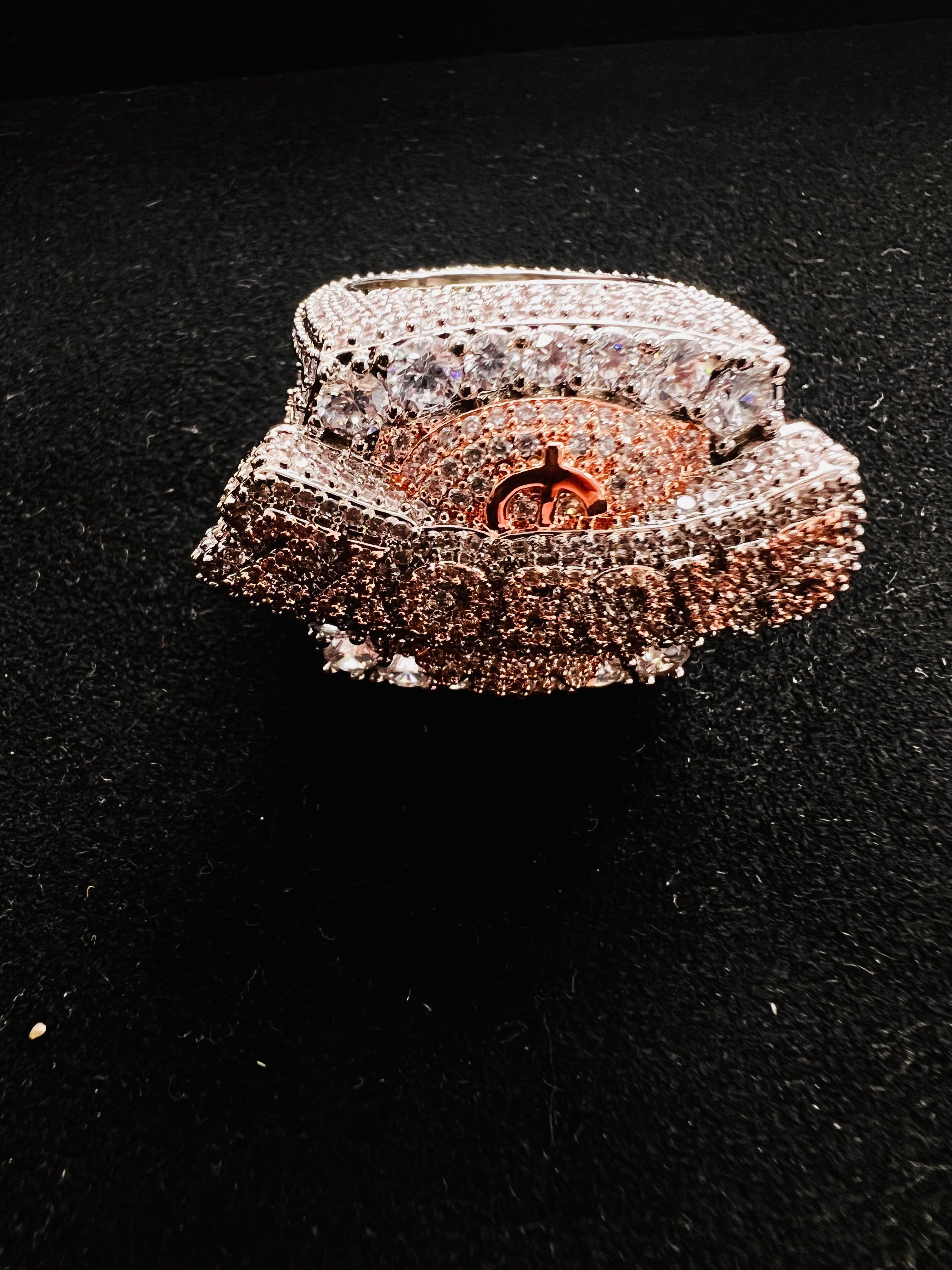 Luxury chilled personalized hip-hop boutique jewelry men's chilled champion ring genuine VVS silicon diamond ice-feel luxury style ring men's high-end ring, Mother's Day and Father's Day gift, large party wearing accessory