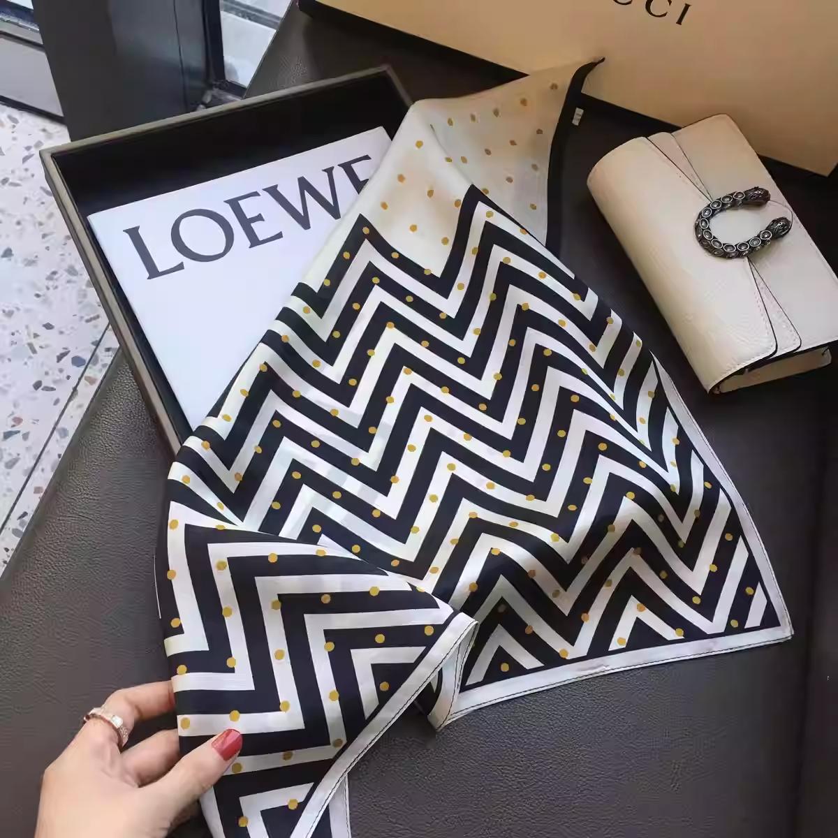 100% Mulberry Silk Women’s Korean Style Ribbed Polka Dot Silk Scarf/Necktie for Spring & Autumn, 53 cm Small Square Silk Scarf