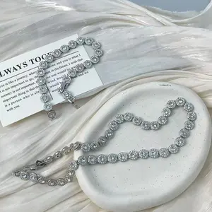 These stylish jewelry pieces are suitable for both parties and everyday wear, making them ideal gifts. Wedding Set Earrings Glamour Set