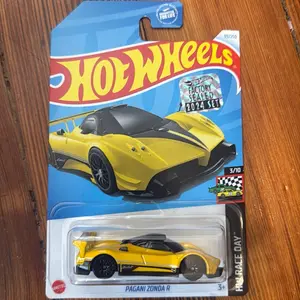 Hot wheels pagani zonda r