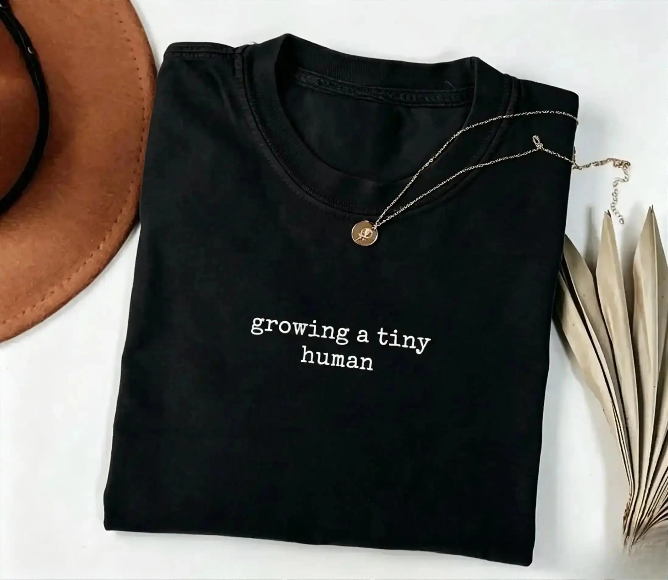 Women's 100% Cotton Round Neck Short‑Sleeve T‑Shirt‑Cute Comfort Colors Maternity Graphic Print, Baby Bump Casual Top for Mom‑to‑Be, Pregnancy Announcement Everyday Apparel