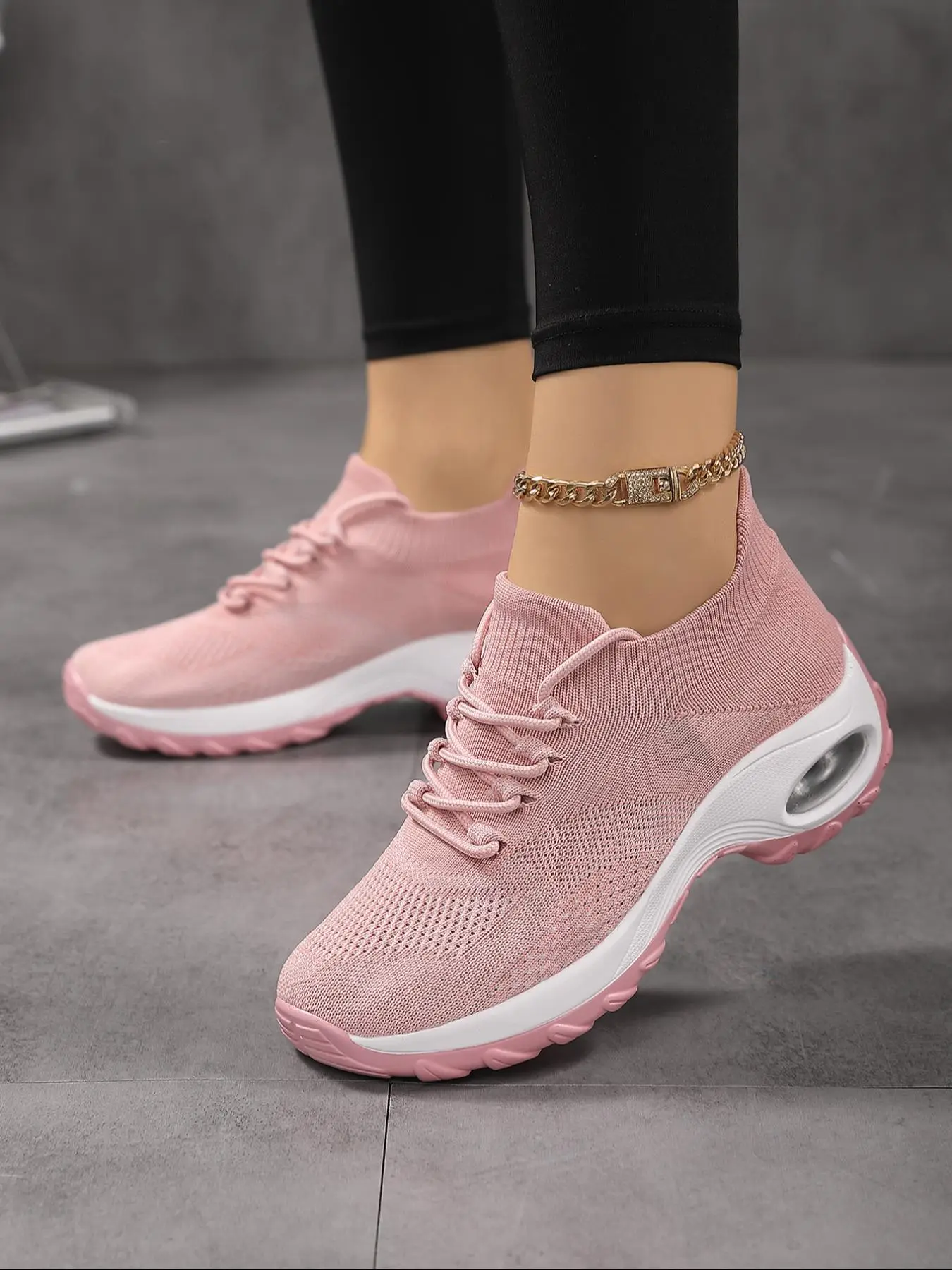Women's Summer 2024 Casual Lace Up Low Top Running Shoes, Sporty Lightweight Breathable Comfortable Sneakers, Female Round Toe Sports Shoes for Daily