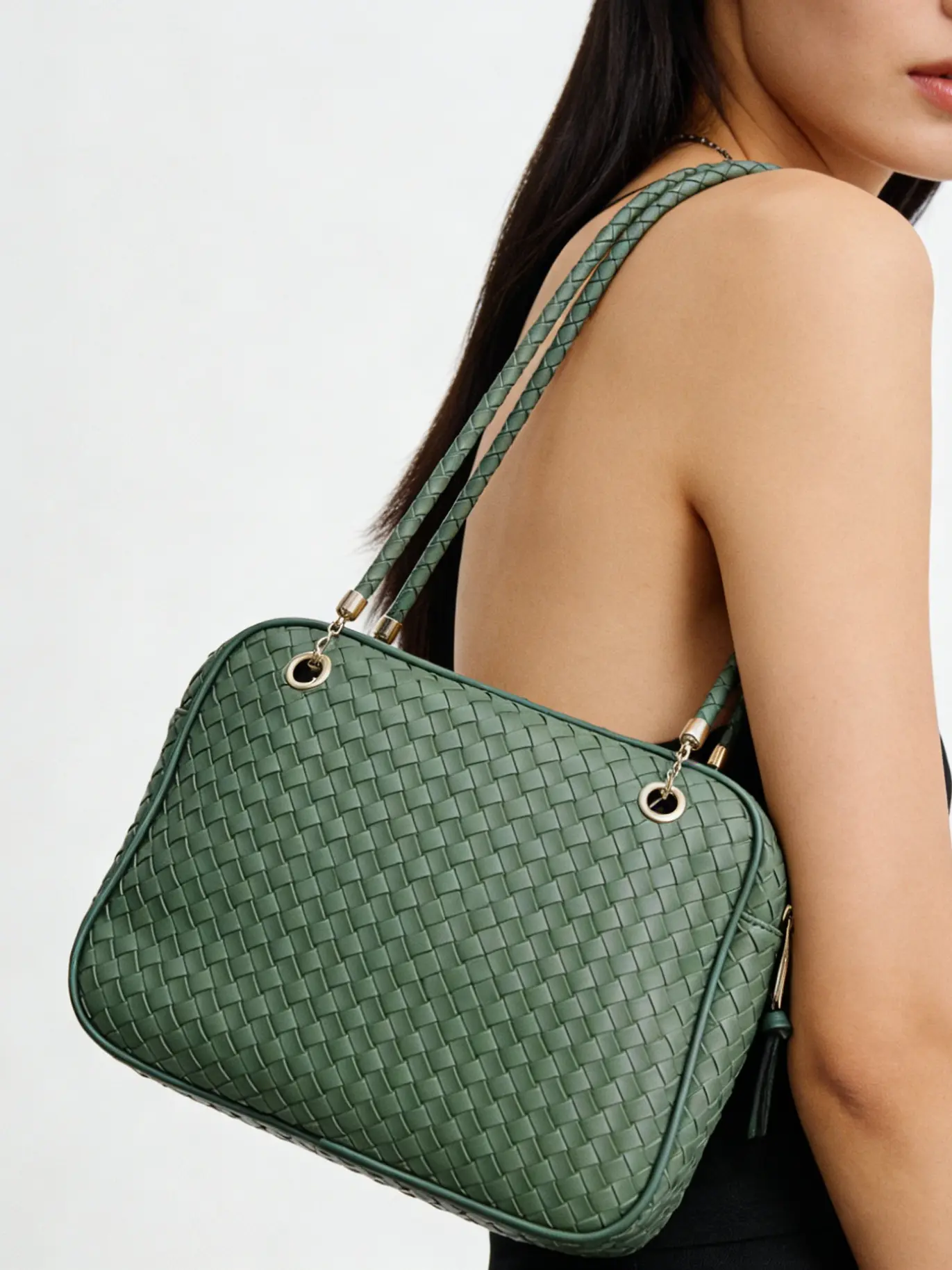 Weave Faux Leather Fabric, Embossed Braided Faux Leather Casual shoulder bag for Women Travel Shoulder Handbag Compact for Daily Wear Soft Vegan Leather Purse with Designer Look & Braided Handle