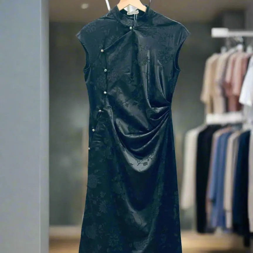 "Hương Trầm" - Sleeveless Cheongsam in Black with Jacquard weave