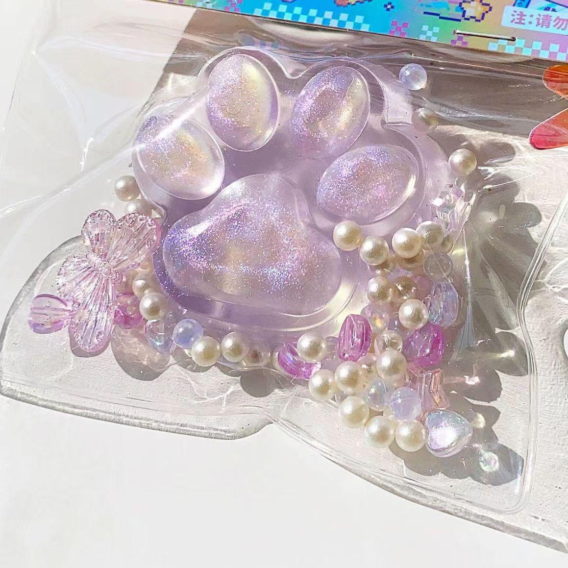“Crystal Style” Cat Paw Squeeze Toy — Cute, Transparent TPR Stress Relief Toy (Large Size) — Strawberry-Themed Stress Relief Toy