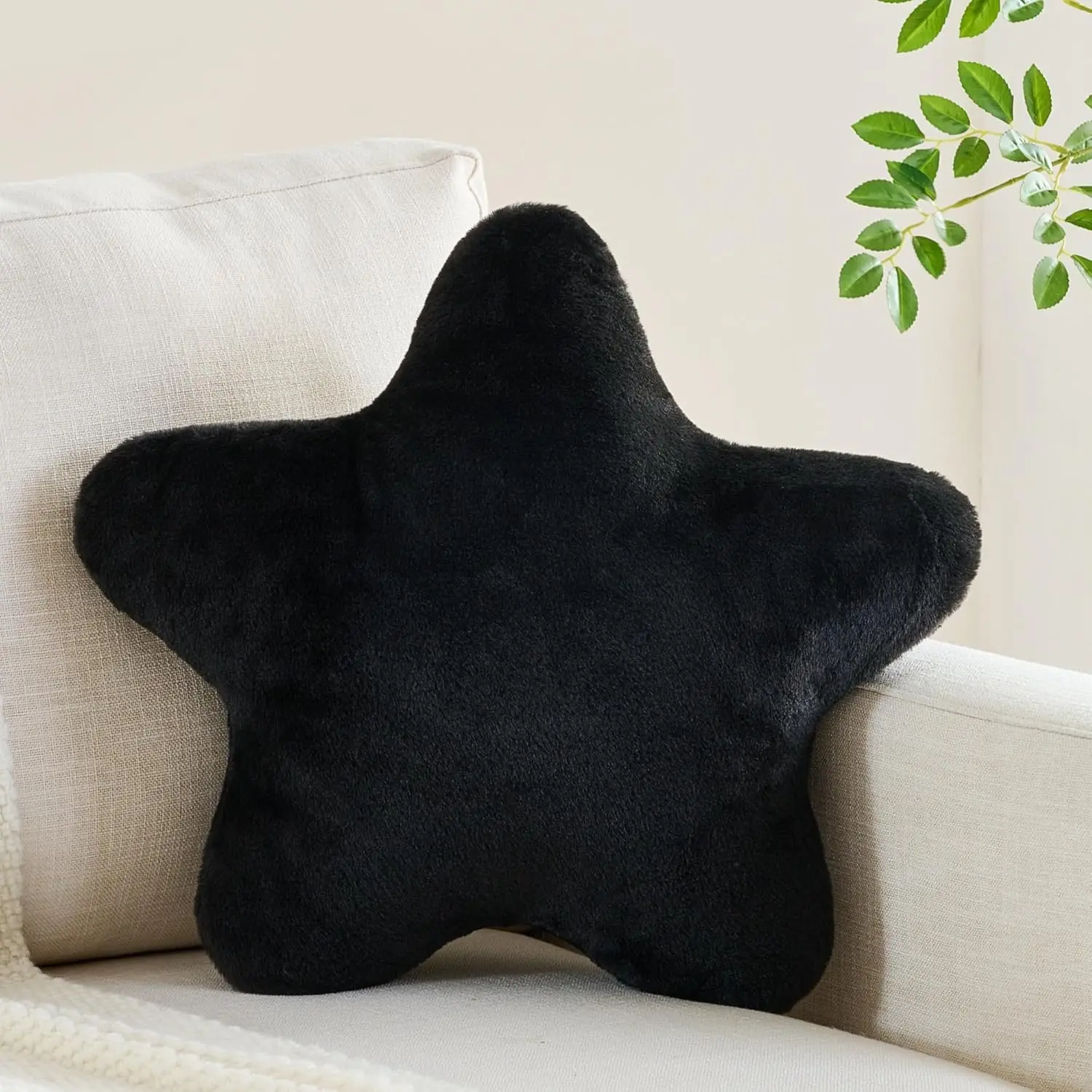 Pillow 15.7" Black  Shaped Decorative Throw Pillow for Couch Bed Aesthetic Plush Floor Seating Cushions with Soft Faux   for Sofa Bedroom Living Room