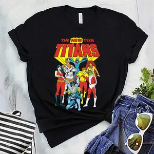 JL New Teen Titans Essential T-Shirt