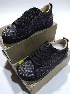 Men's Punk Style Studded Decor Lace Up Skate Shoes Sneaker, Fashionable Comfortable Casual Sports Shoes for Daily Wear, Male All-match Round Toe Shoes for Daily Wear, Closed