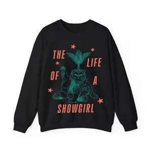The Life of a Show Cat Sweatshirt Crewneck The Life of a Show Cat Sweatshirt Crewneck