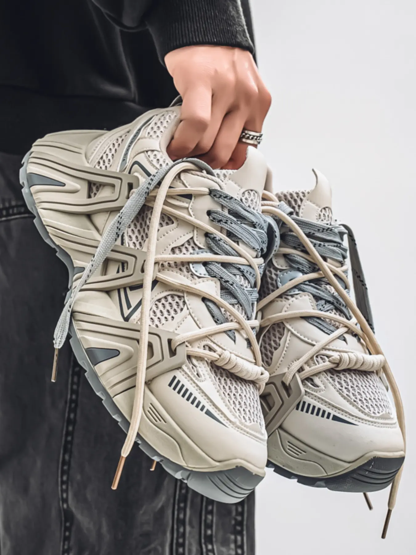 Trendy Chunky Sole Dad Shoes Fashionable Casual Sneakers, Thick Soled Sneakers, All Seasons Sneakers, Casual Walking Sneakers, Stylish Sportswear Footwear for Everyday Wear, Comfortable Trendsetter Shoe