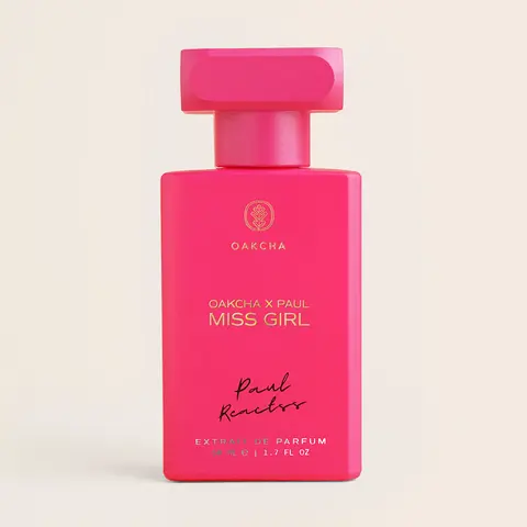 Miss Girl – Floral Fruity Woody Extrait de Parfum | Black Cherry, Saffron & Amber | Unisex Fragrance