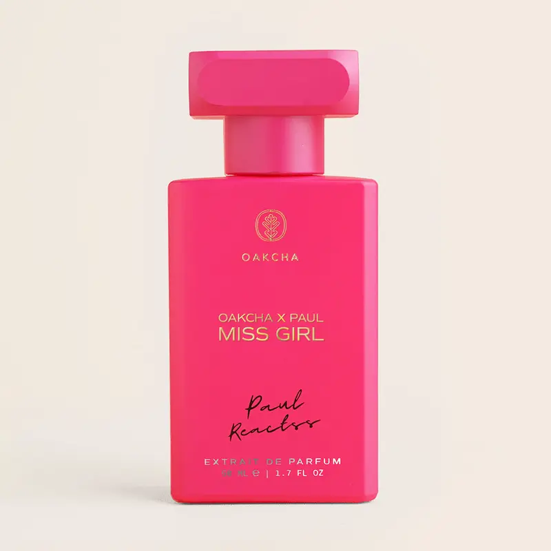 Miss Girl – Floral Fruity Woody Extrait de Parfum | Black Cherry, Saffron & Amber | Unisex Fragrance