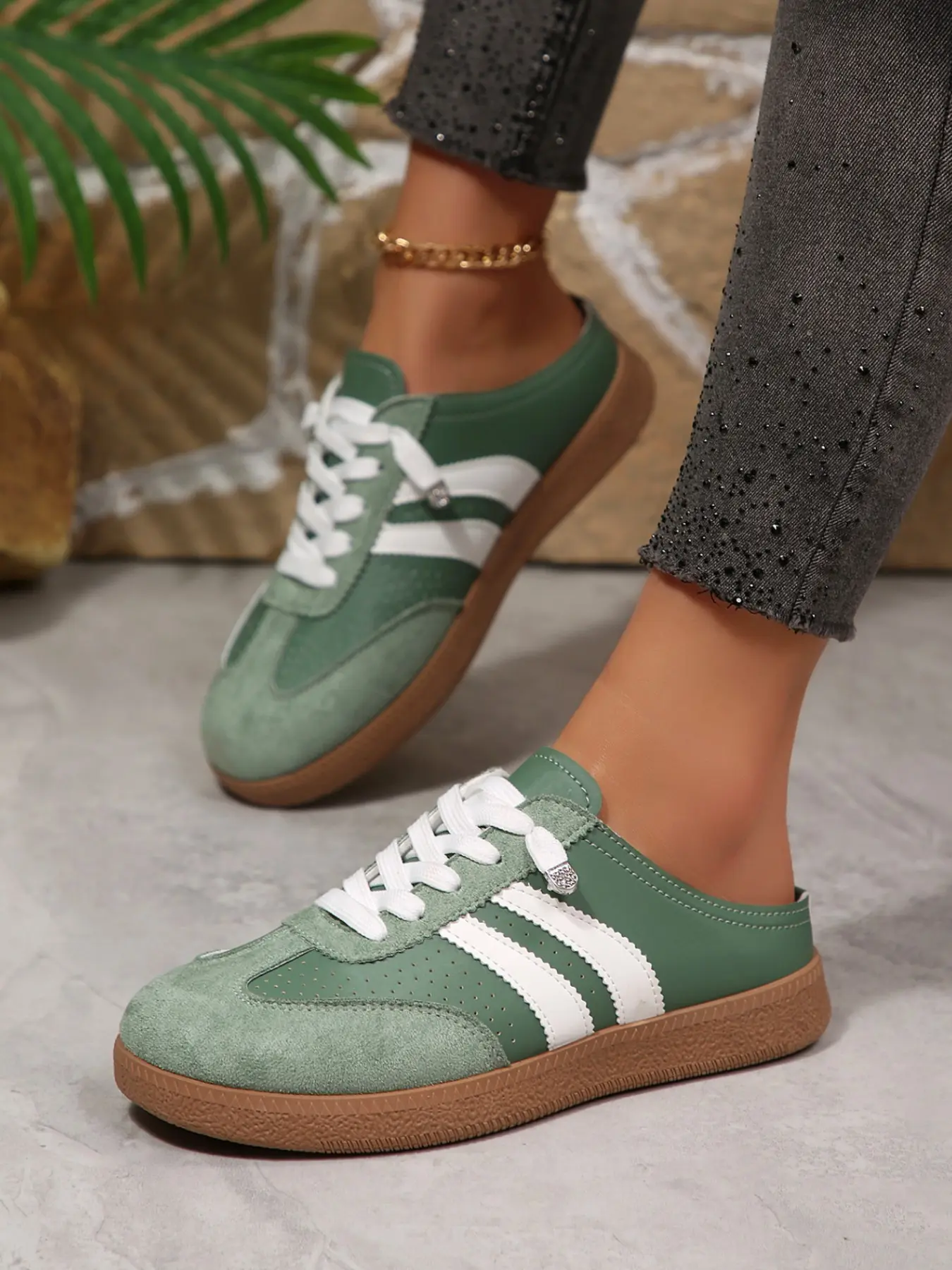 New Low-Top Sneakers Half-Slip Summer Women's Shoes, Fashion Casual Sport Board Shoes, Comfortable Slip-On Sandals for Spring & Fall, Flexible Sole Trainers, Rubber Walking Shoes, Sports Shoes, Casual Sneaker Flat