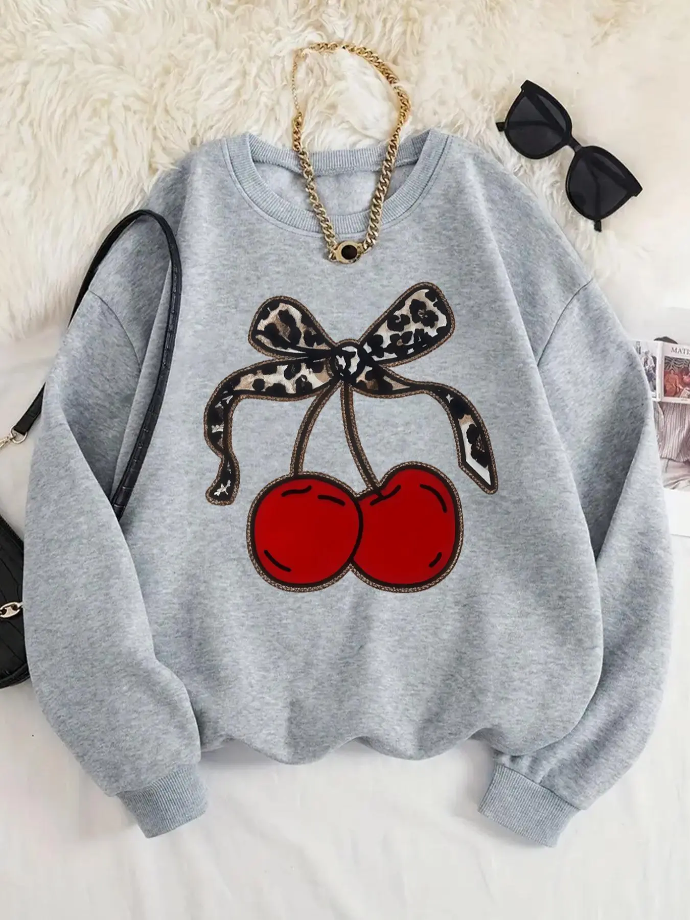 Women's Cherry Print Crew Neck Sweatshirt, Casual Fashion Long Sleeve Pullover for Daily Wear, Ladies Fall & Winter Clothes, Hoodie, Tops, Womenswear