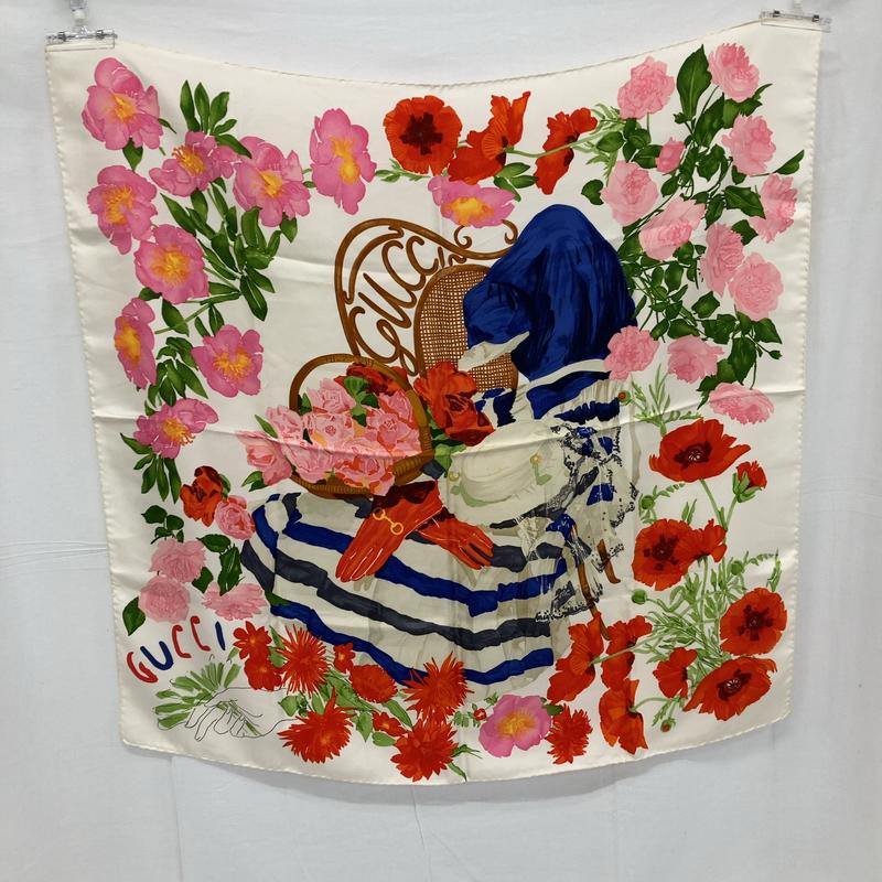 Pre-owned Gucci Silk Scarf Scarve Vintage 60s 100% Silk Floral Made in Italy