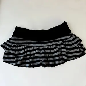 2026 Summer New Women's Wear Y2K Grunge Black and Grey Striped Ruffle Mini Skirt High Waist Elastic Waist Tight A-line Skirt