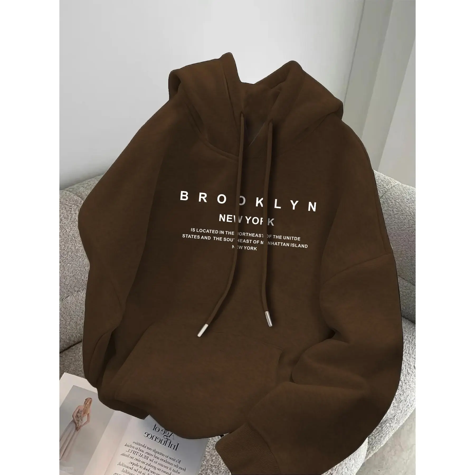 100% Polyester Brooklyn New York Graphic Hoodie - Casual Loose Fit Sweatshirt with Front Pocket, Slight Stretch, Hooded Collar Style for Fall/Winter Fabric Womenswear Tops Black
