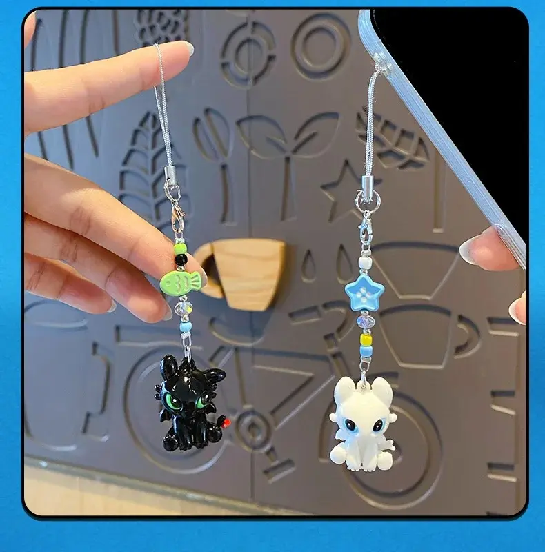 Authentic Dragon Taming Master Flying Toothless Boy Keychain New Bag Pendant Small Accessories Car Keychain Decorative Gift