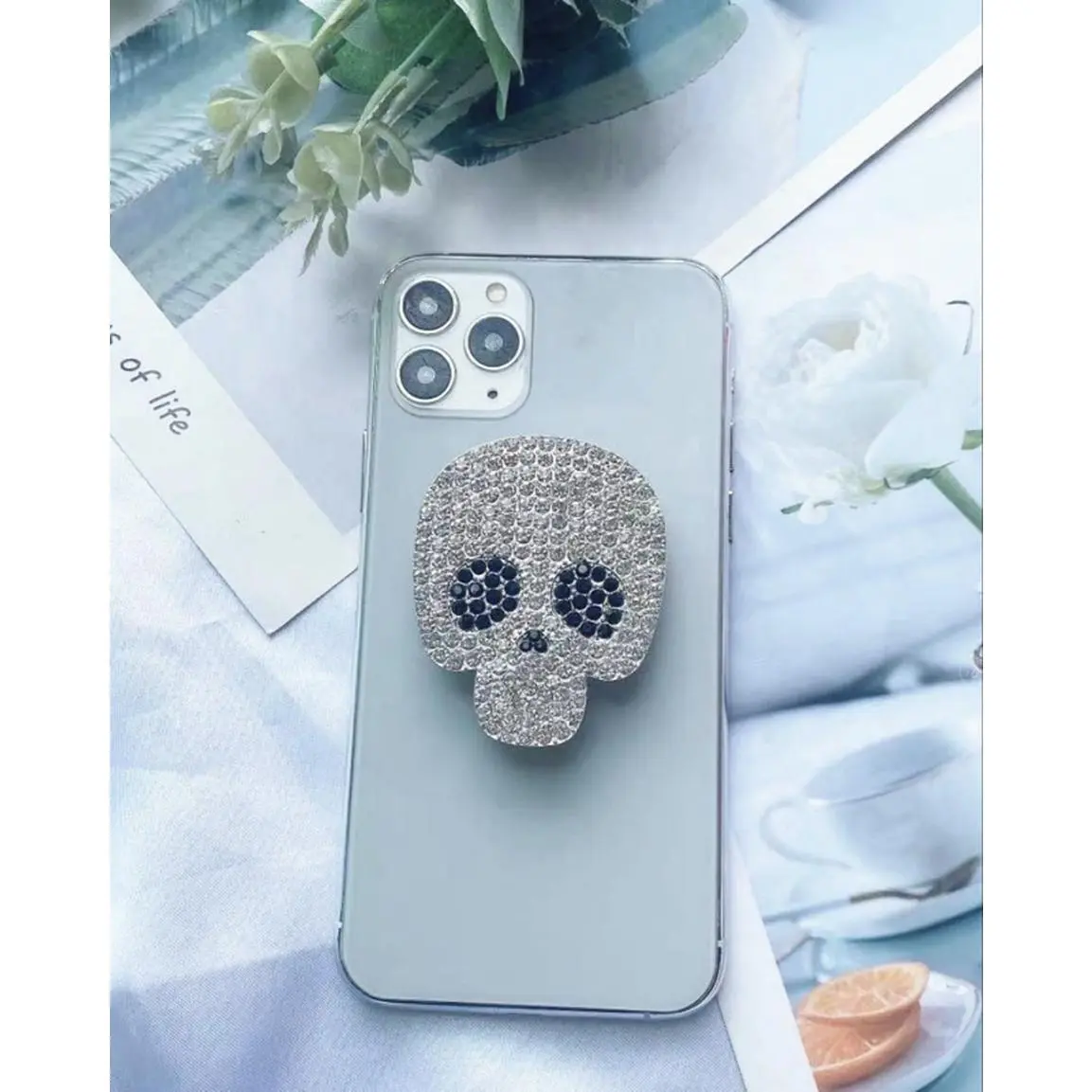 Rhinestones Phone Grip - Skull Design with Rhinestones for Secure Hold and Style