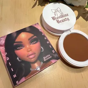 BADDIE BRONZERS