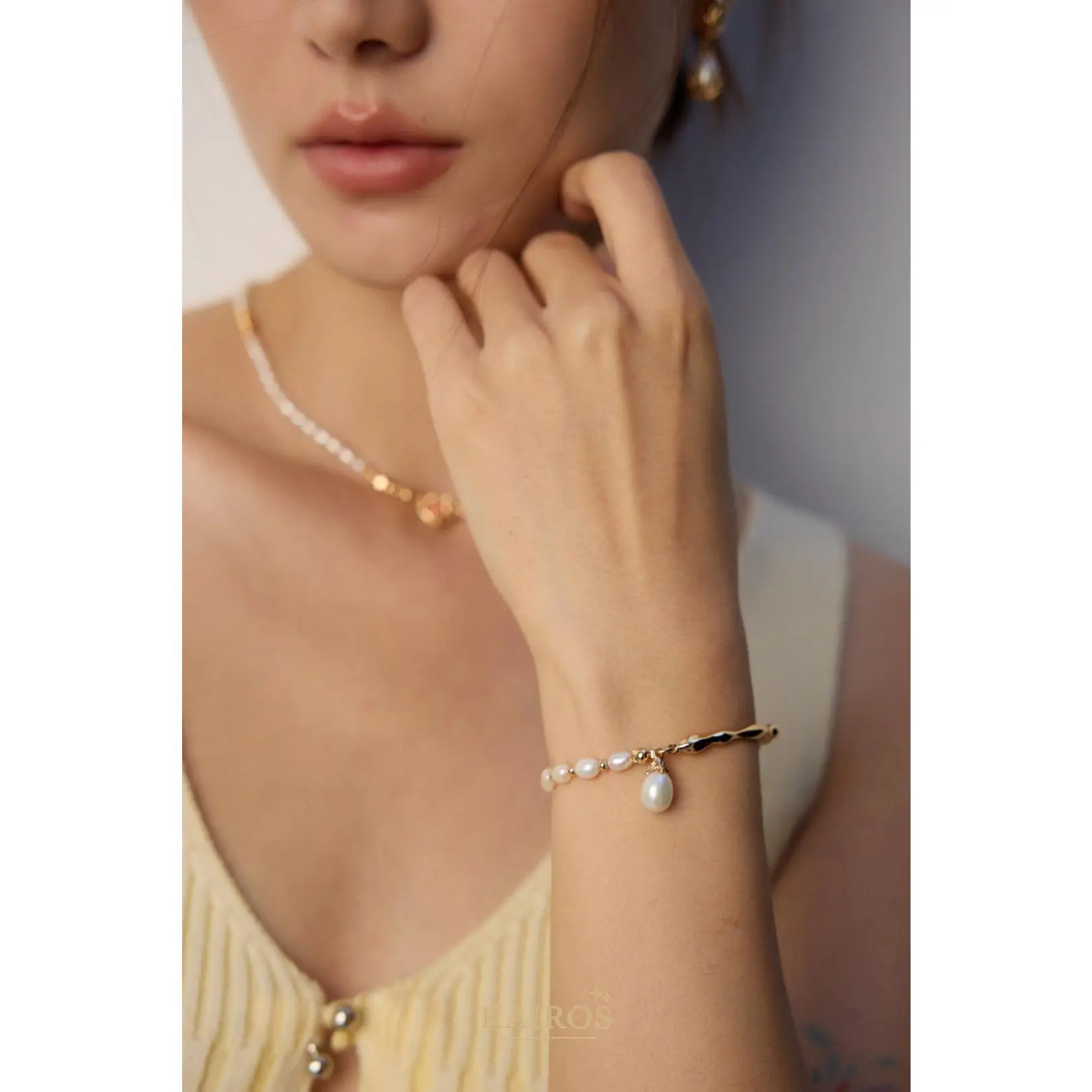 Pearl Glow Bloom Bracelet