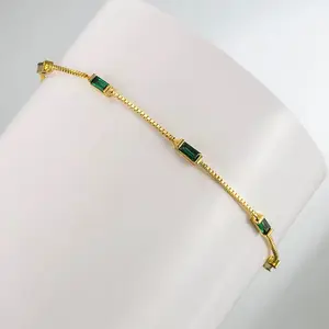 925 Sterling Silver Green Zircon Bracelet - Elegant Design with Zircon Band, Ideal for Jewelry Collecting