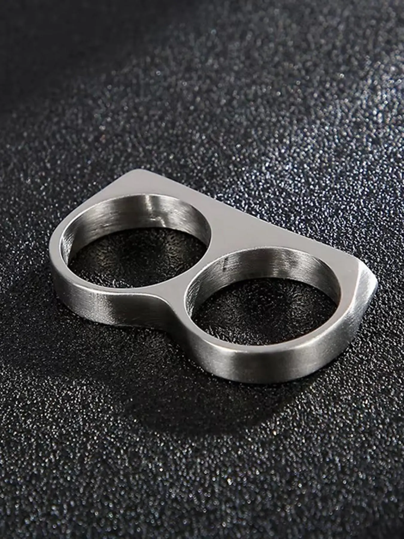 Hiphop Men Ring Fashion Black Gold Silver Color Double Finger Brass Knuckles Metal Rings Jewelry Gifts