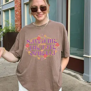 Ophelia - Graphic Tee - Vintage Retro - Shakespeare, Hamlet - Unisex Plus Size - Comfort Colors