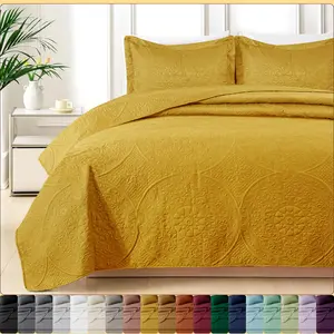 Quilt Bedding Set - 3 Piece Oversized Reversible Ultrasonic Quilt Set Christmas Gift Full Queen Size Floral Pattern Soft Bed Quilt Cover Lightweight Microfiber Hypoallergenic Embossed Design