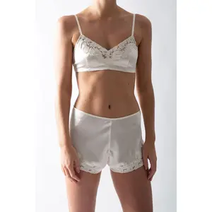 Bella Scalloped Lace Silk Bralette - Ivory