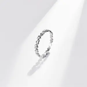 Elegant Heart-Shaped Ring with Delicate Design, Perfect for Everyday Wear, Ideal for Gifting, High-Quality Craftsmanship