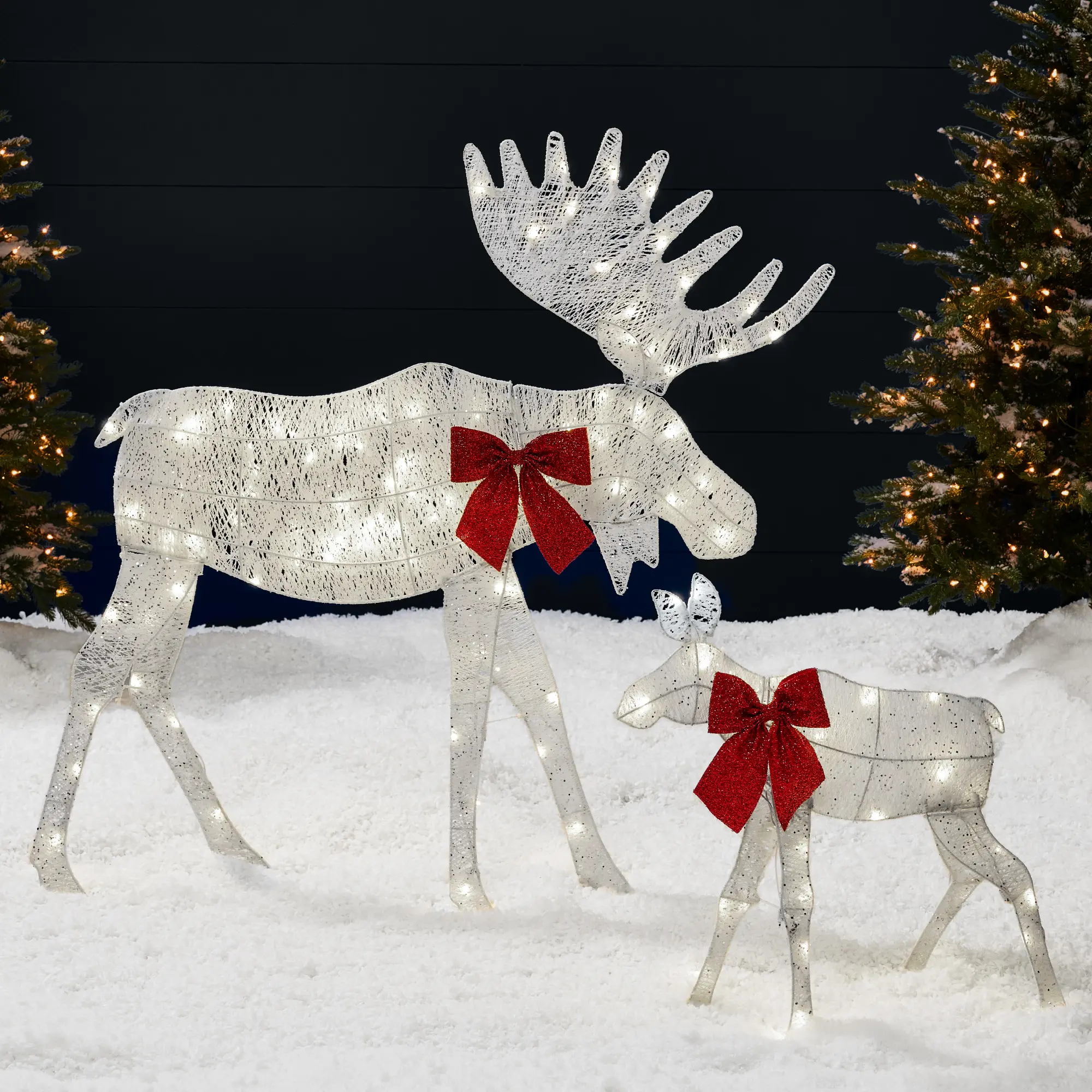 Best Choice Products 4ft 2-Piece Lighted 2D Christmas Moose Set Outdoor Décor w/ 125 LED Lights, Stakes