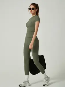 Women's Casual Basic Back-To-School Set, Short Sleeve Round Neck Top & Long Pants, Comfortable Daily Wear, Tight-Fit for All Seasons