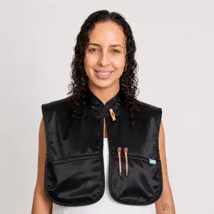 Monii Wearable Beauty Cover - Classic Black with Bamboo Button