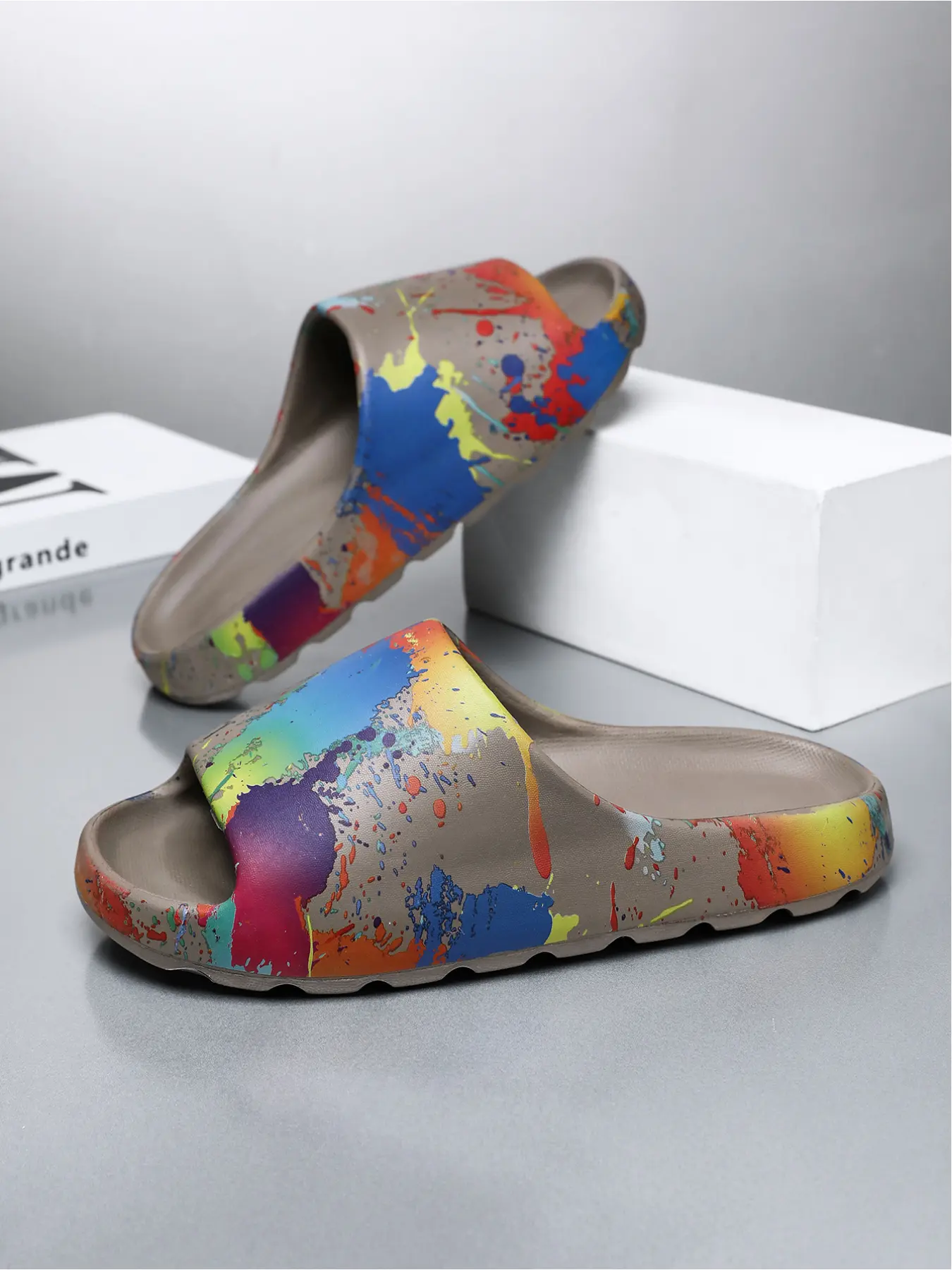 1 Pair Men's Plus Size Sports Slides: Print Slides, Anti-Slip & Wear-Resistant, Non Slip Slippers, Thick Bottom Shock Absorption, No Blisters, Graffiti Design, Street Fashion Sandals Footwear