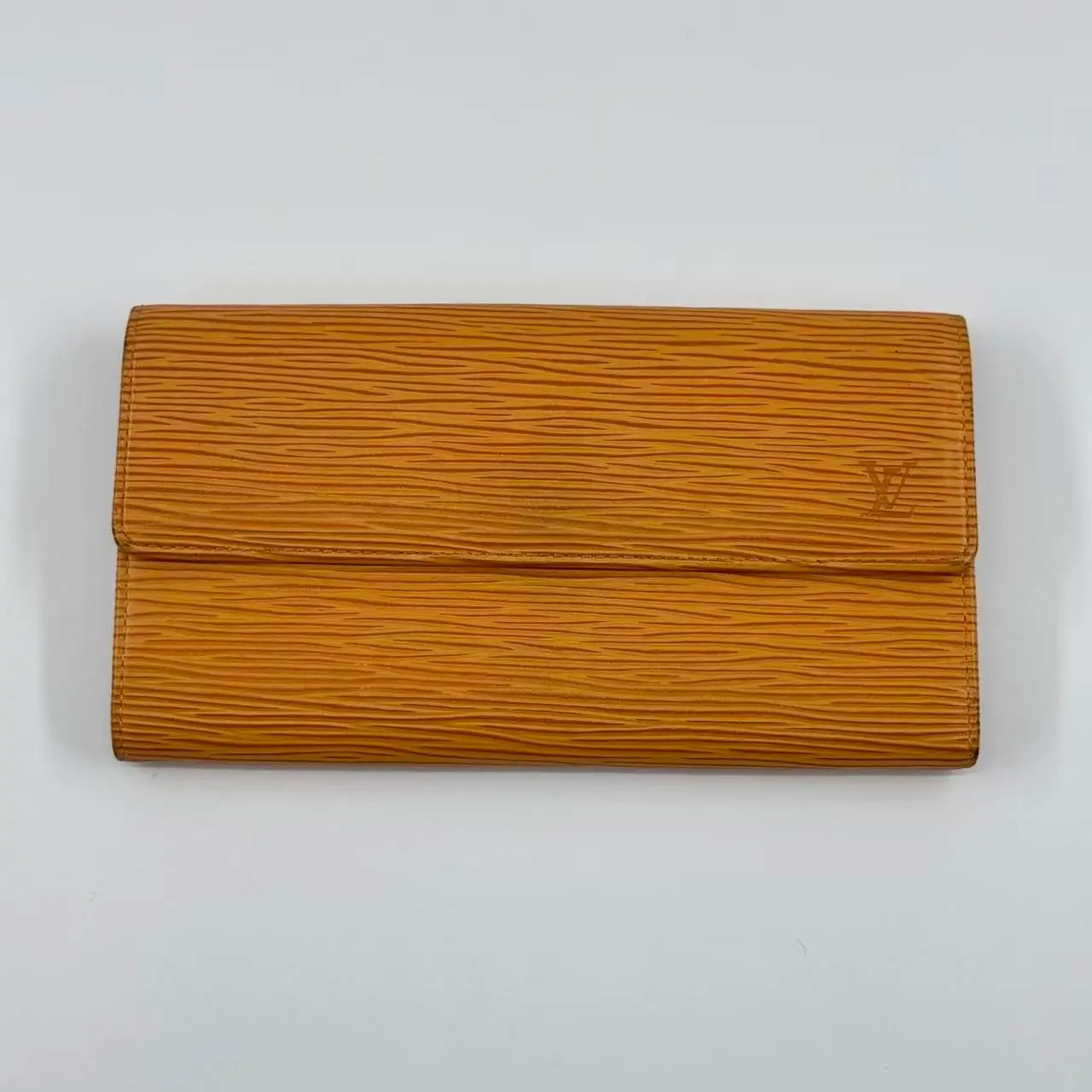 Pre-owned Louis Vuitton leather Clutches and wristlets Epi Porte‑Tresor International Long Wallet #3382467625971349