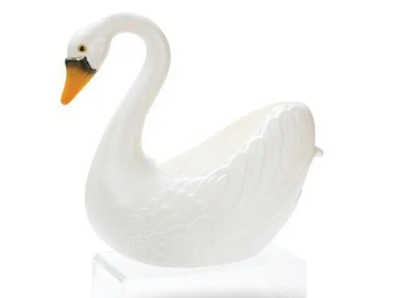 16 in. Swan Planter - White